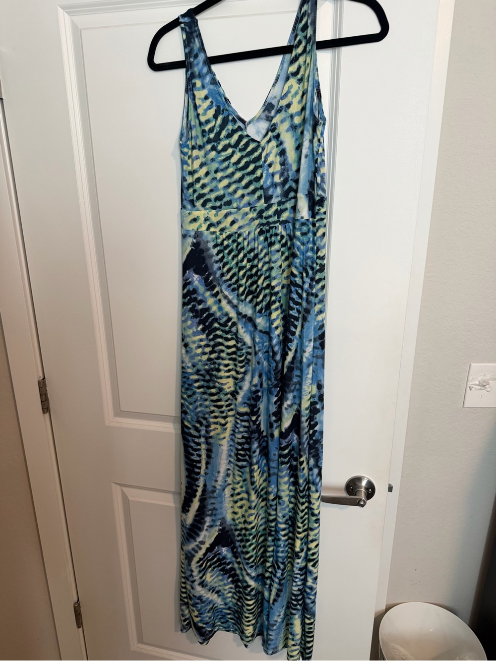 west loop Blue & Lime V-Neck Printed Maxi Dress